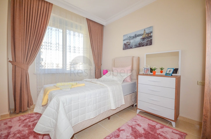 Меблированная квартира 2+1 с видом на море в районе Махмутлар