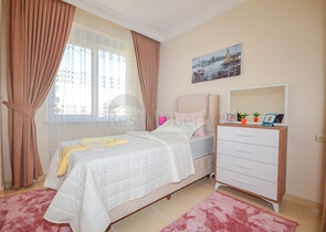 Меблированная квартира 2+1 с видом на море в районе Махмутлар