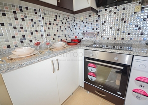 Меблированная квартира 2+1 с видом на море в районе Махмутлар