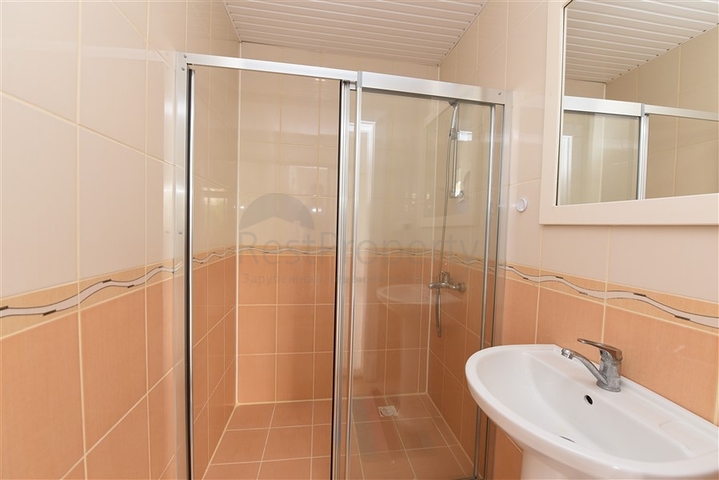 Просторная квартира 2+1 в 100 метрах от моря 