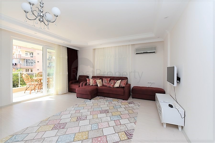 Просторная квартира 2+1 в 100 метрах от моря 