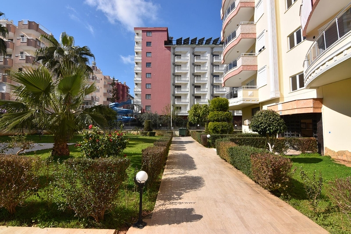 Просторная квартира 2+1 в 100 метрах от моря 