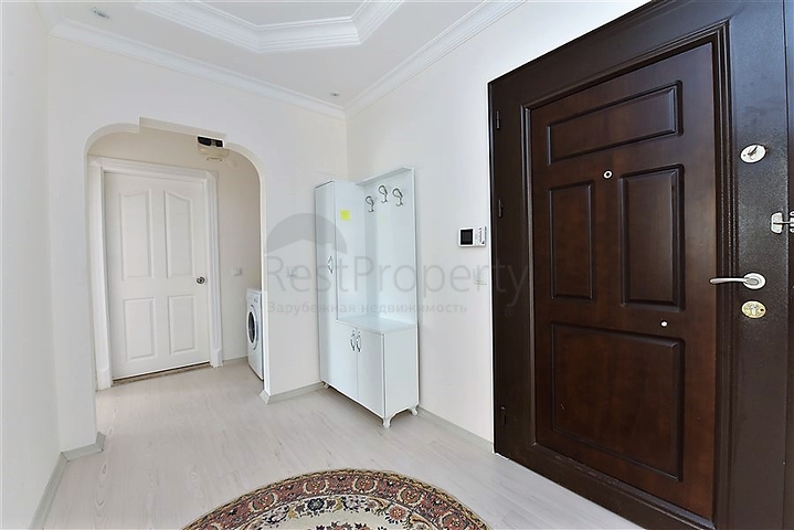 Просторная квартира 2+1 в 100 метрах от моря 