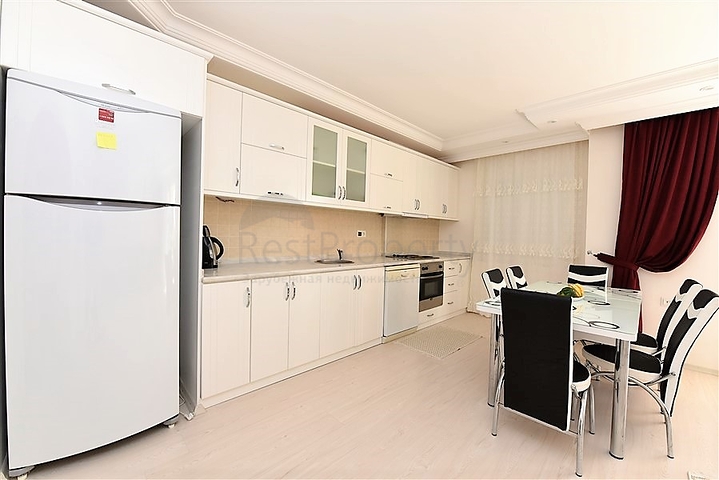 Просторная квартира 2+1 в 100 метрах от моря 