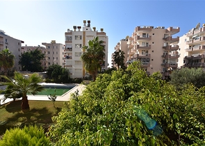 Просторная квартира 2+1 в 100 метрах от моря 