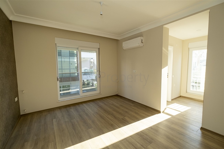 Квартиры 1+1  в новом комплексе в Лимане