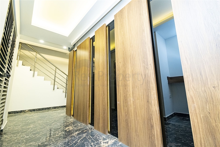 Квартиры 1+1  в новом комплексе в Лимане