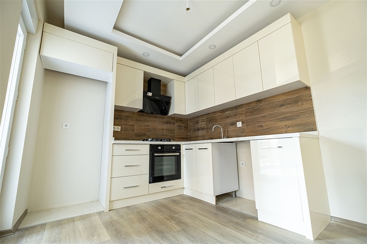 Квартиры 1+1  в новом комплексе в Лимане