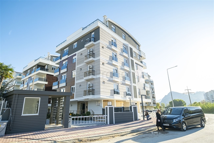 Квартиры 1+1  в новом комплексе в Лимане