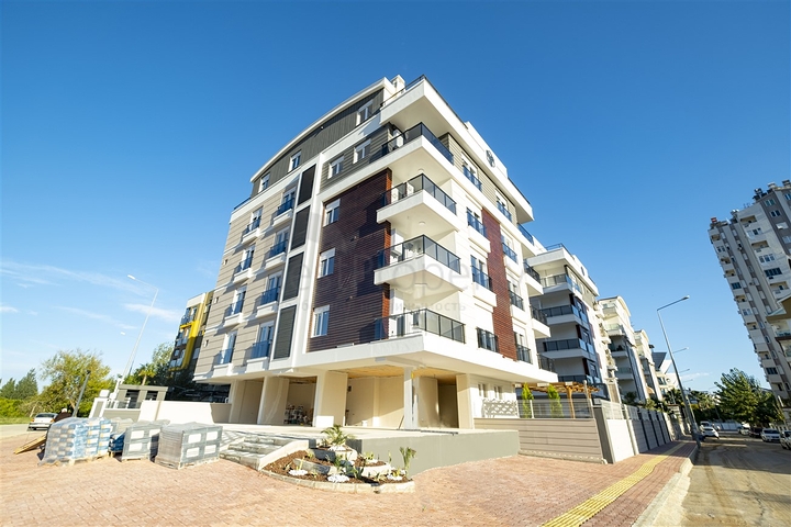 Квартиры 1+1  в новом комплексе в Лимане