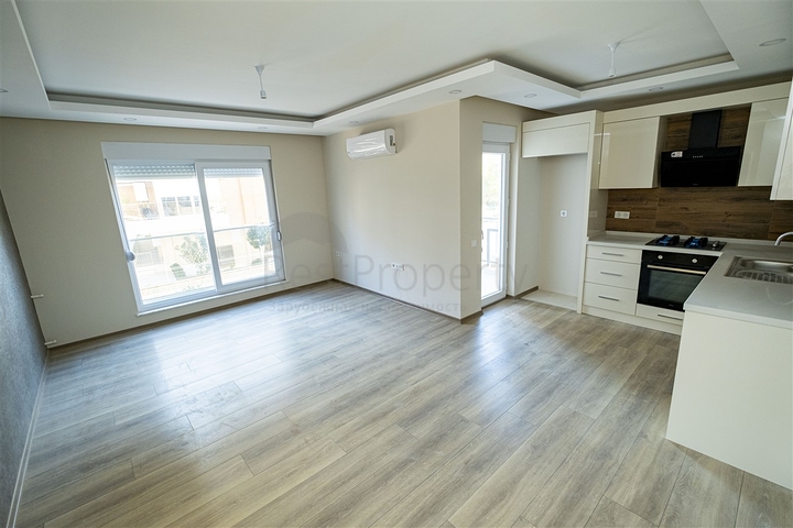 Квартиры 1+1  в новом комплексе в Лимане