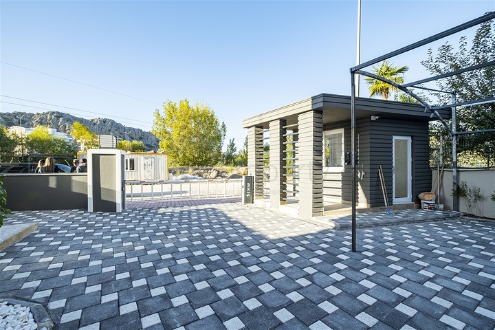 Квартиры 1+1  в новом комплексе в Лимане