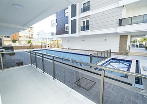 Квартиры 1+1  в новом комплексе в Лимане