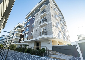 Квартиры 1+1  в новом комплексе в Лимане