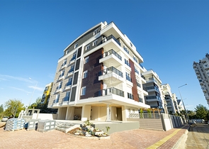 Квартиры 1+1  в новом комплексе в Лимане