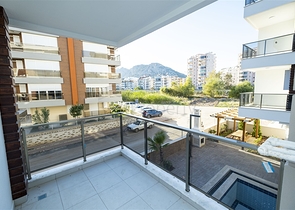 Квартиры 1+1  в новом комплексе в Лимане