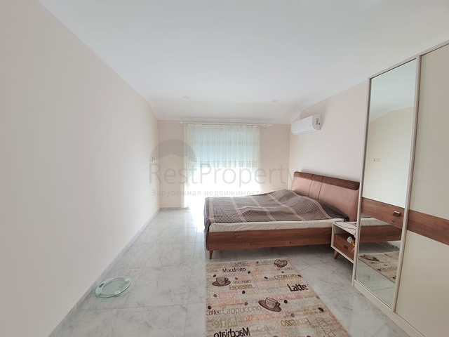 Пентхаус планировкой 3+1 в районе Махмутлар