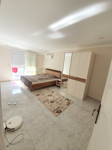 Пентхаус планировкой 3+1 в районе Махмутлар