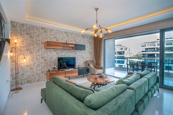 Шикарный видовой пентхаус в районе Каргыджак