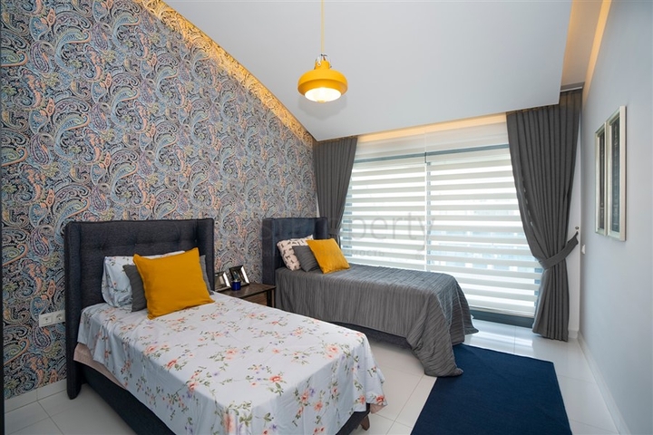 Шикарный видовой пентхаус в районе Каргыджак