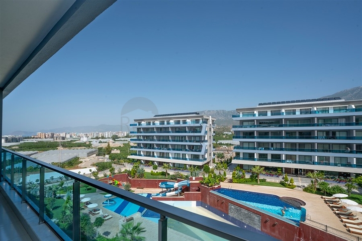 Шикарный видовой пентхаус в районе Каргыджак