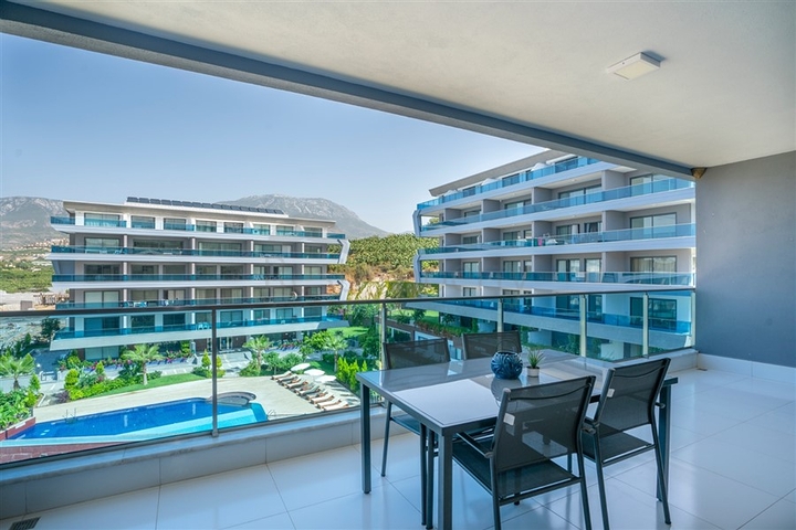 Шикарный видовой пентхаус в районе Каргыджак