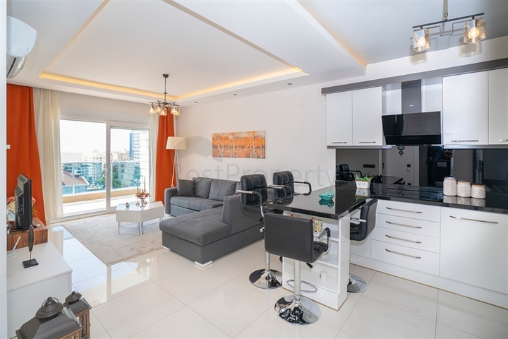 Меблированная квартира 1+1 с видом на море