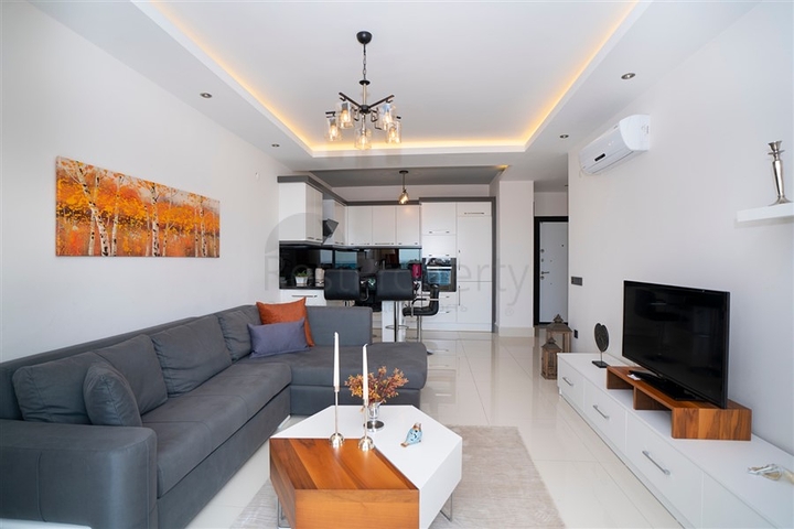 Меблированная квартира 1+1 с видом на море