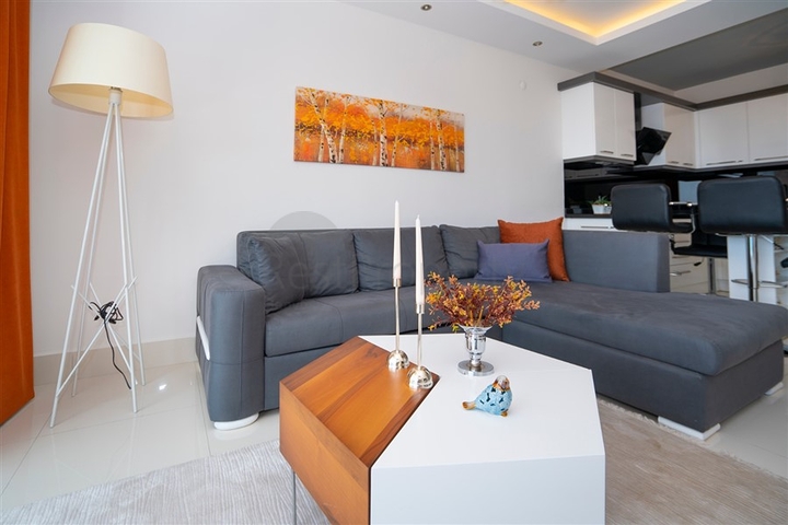 Меблированная квартира 1+1 с видом на море