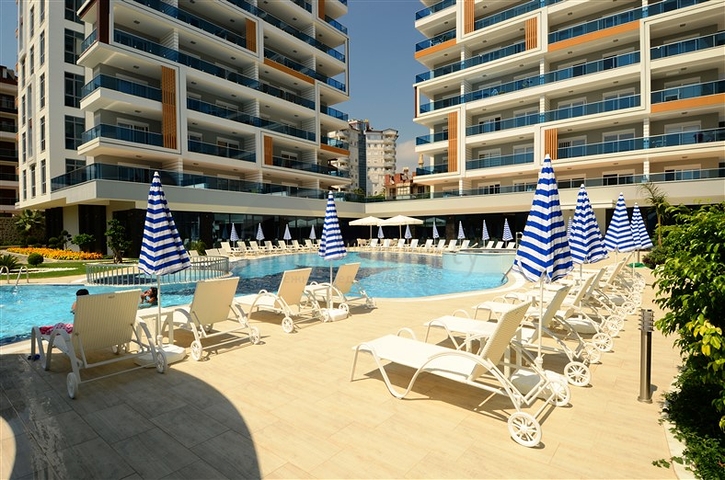 Меблированная квартира 1+1 с видом на море