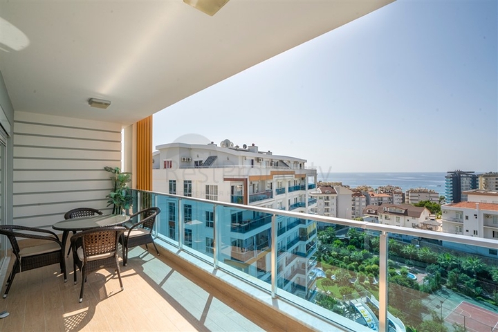 Меблированная квартира 1+1 с видом на море