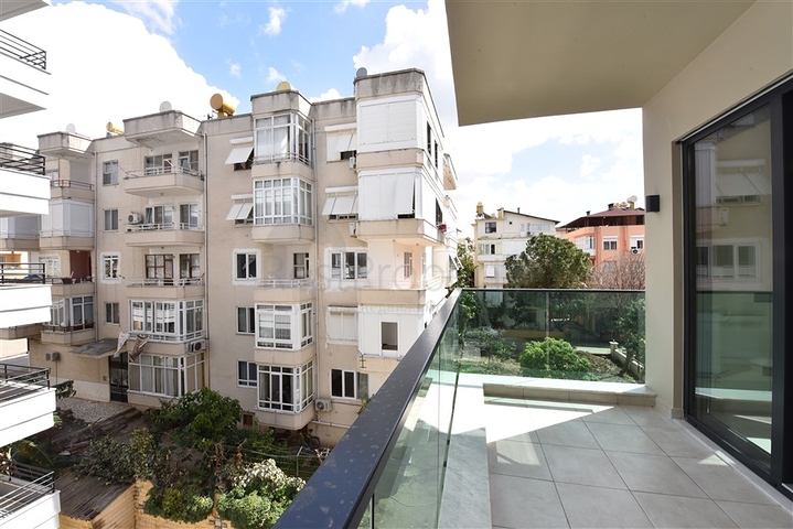 Апартаменты с мебелью на Клеопатре