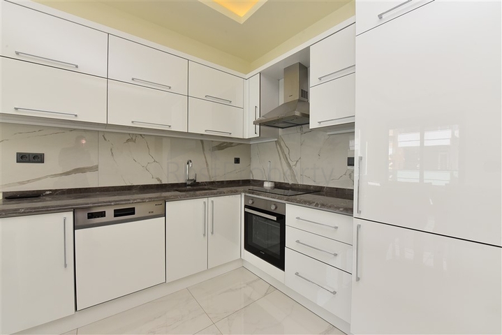 Апартаменты с мебелью на Клеопатре