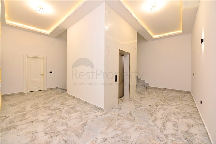 Частная вилла по дизайнерскому проекту