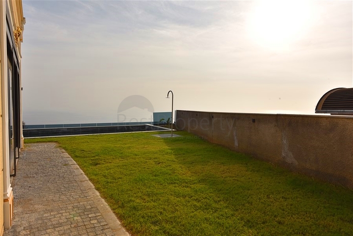 Частная вилла по дизайнерскому проекту