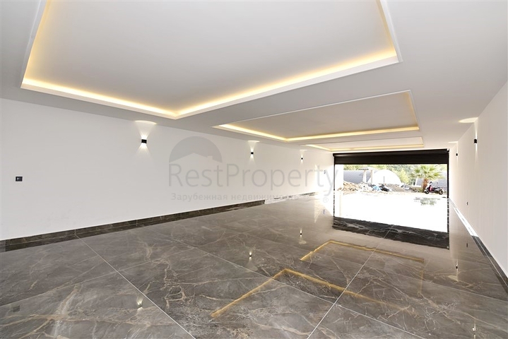 Частная вилла по дизайнерскому проекту