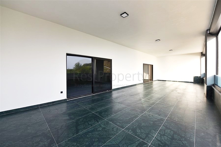 Частная вилла по дизайнерскому проекту