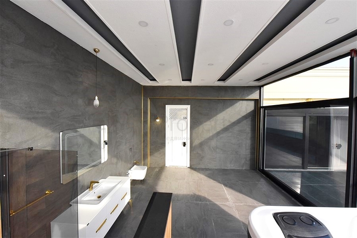 Частная вилла по дизайнерскому проекту