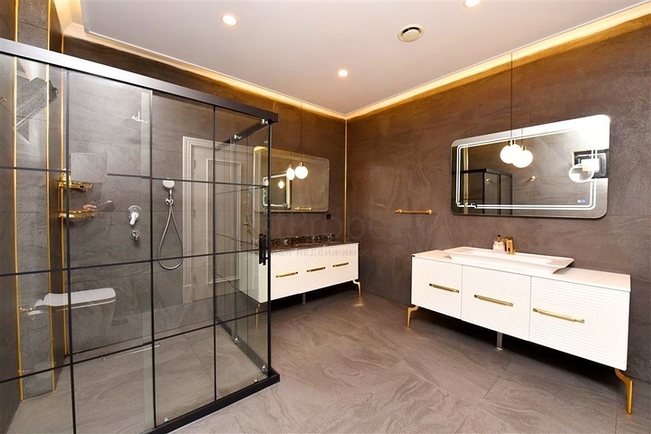 Частная вилла по дизайнерскому проекту