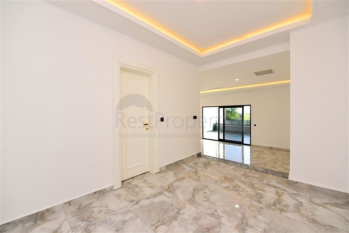 Частная вилла по дизайнерскому проекту