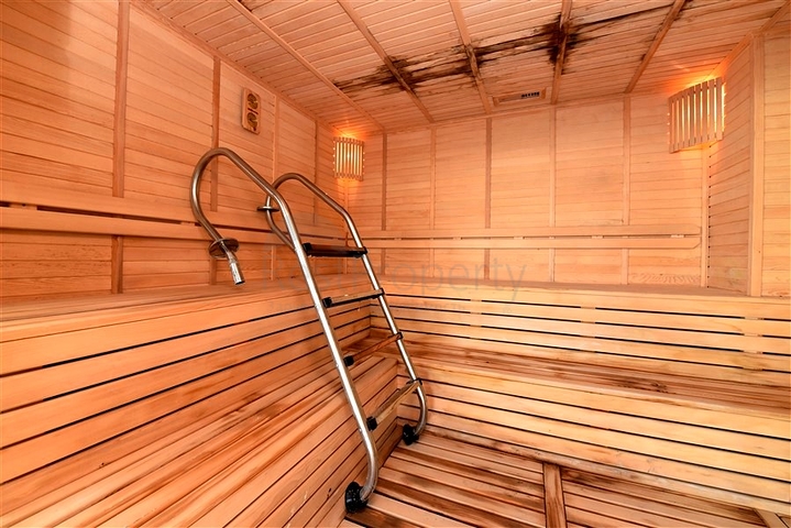 Частная вилла по дизайнерскому проекту