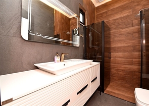 Частная вилла по дизайнерскому проекту