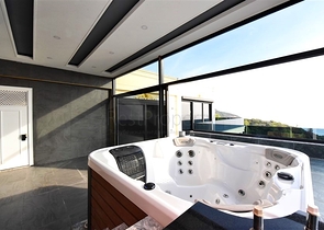 Частная вилла по дизайнерскому проекту