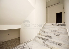 Частная вилла по дизайнерскому проекту