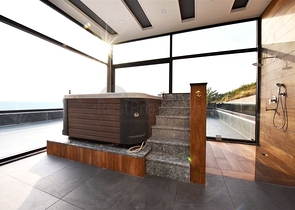 Частная вилла по дизайнерскому проекту