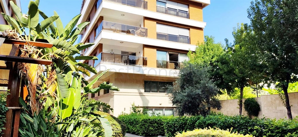 Уютная квартира 4+1 в Унжалы (Анталия)