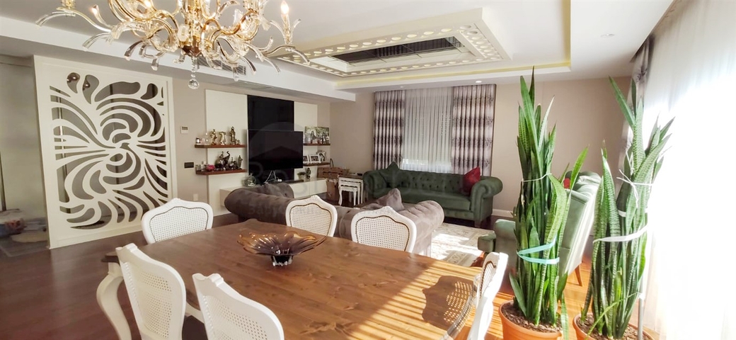 Уютная квартира 4+1 в Унжалы (Анталия)