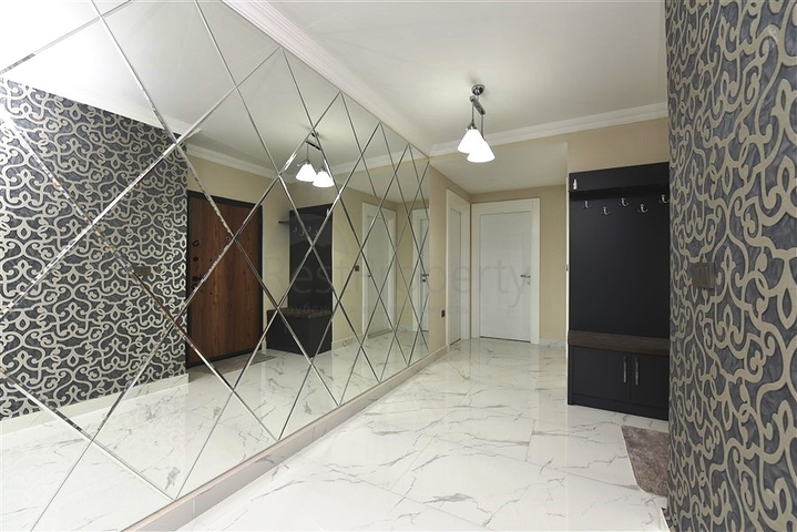 Меблированная квартира 2+1 в новом комплексе в центре Махмутлара