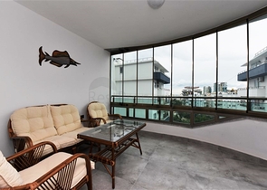 Меблированная квартира 2+1 в новом комплексе в центре Махмутлара