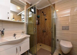 Меблированная квартира 2+1 в новом комплексе в центре Махмутлара